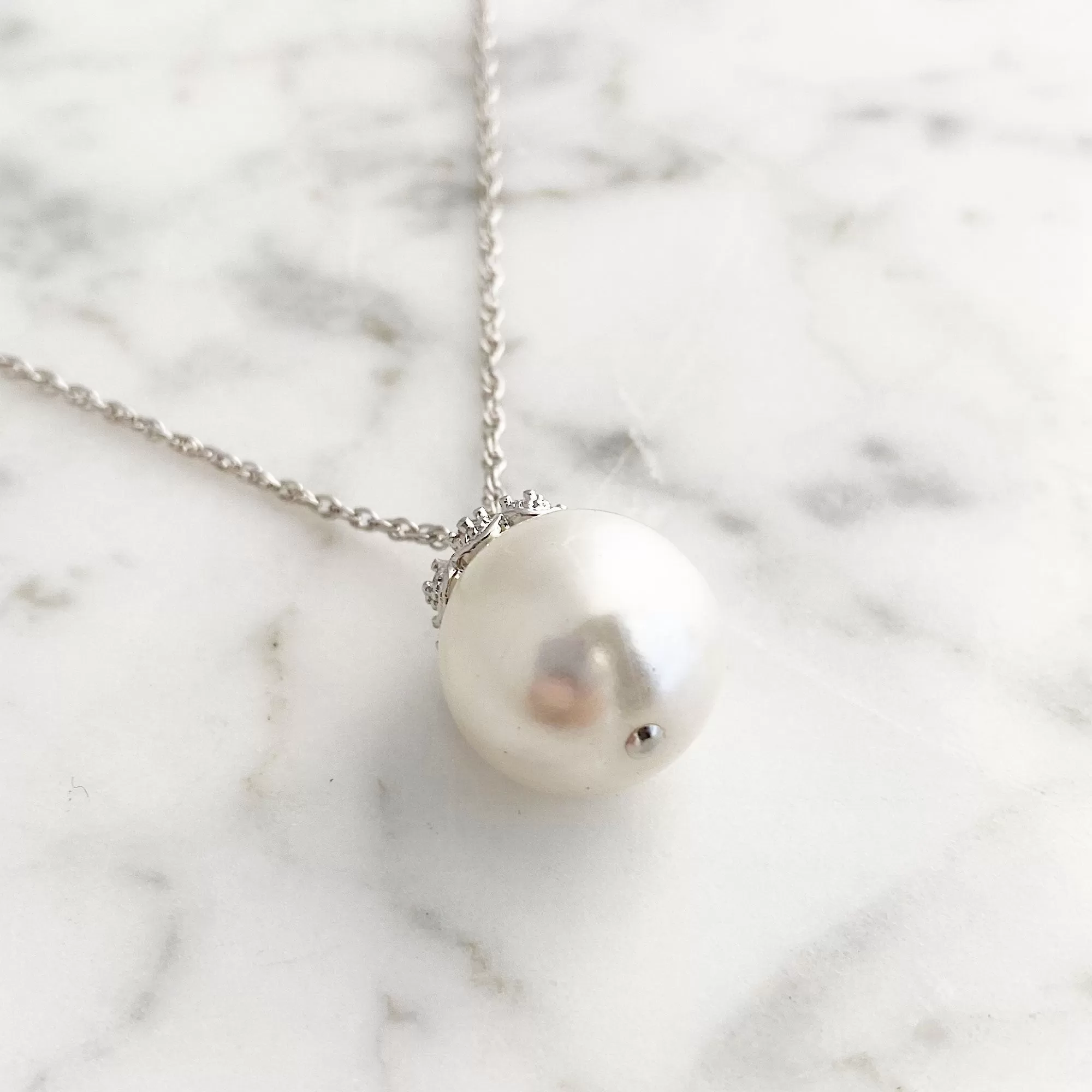 ABBOTT statement pearl pendant necklace