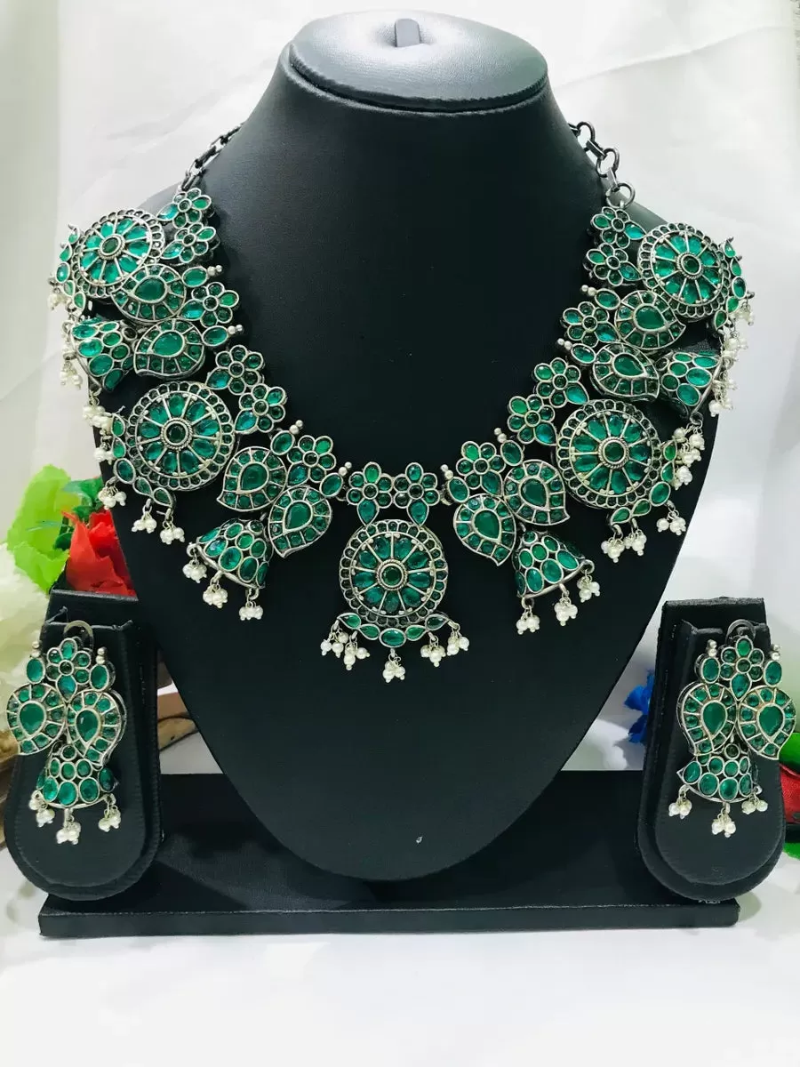 Beautiful Floral Pattern Brass And Copper Made Ethnic Oxidized Necklace With Earrings