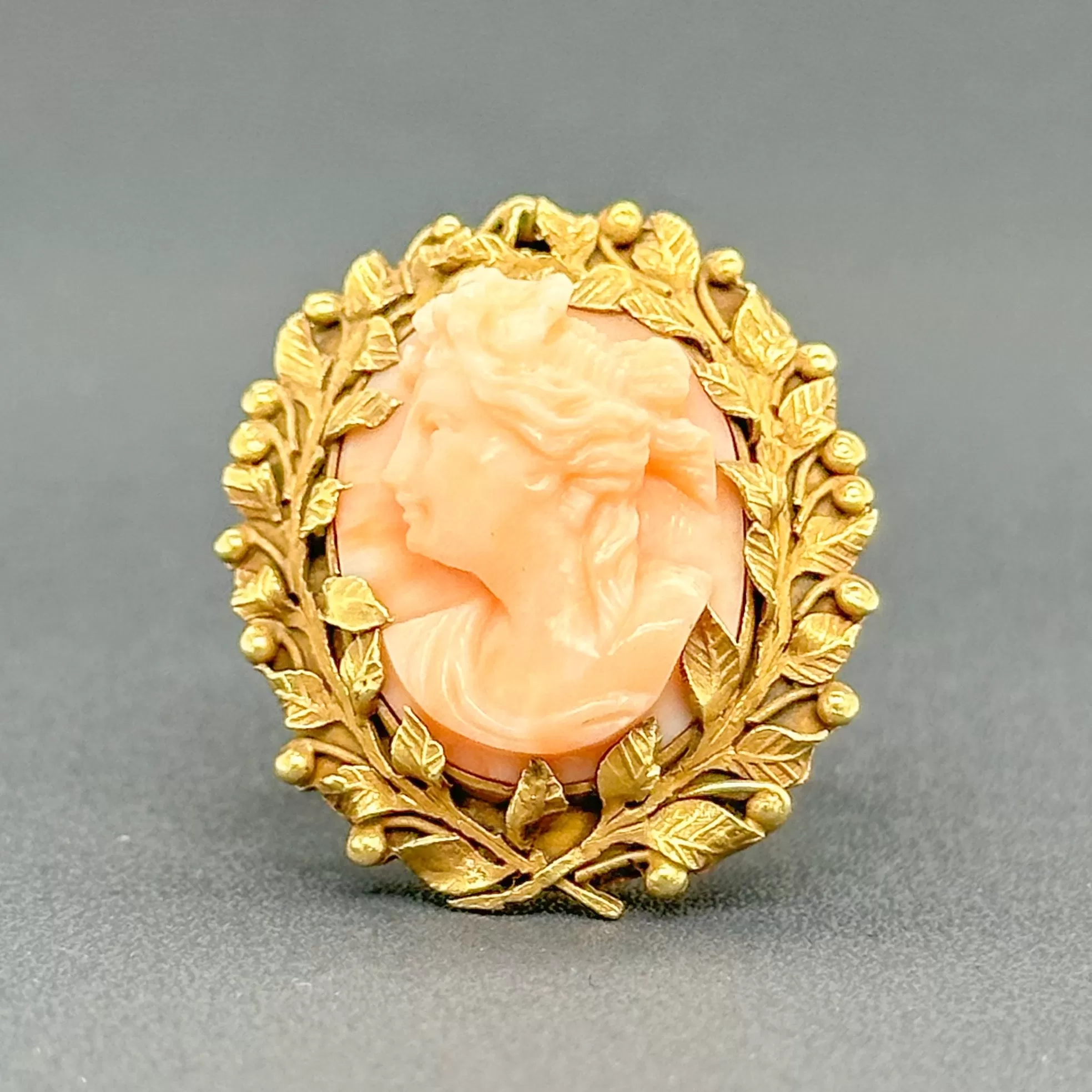 Estate Victorian 16K Y Gold 8.93ct Coral Cameo Ring