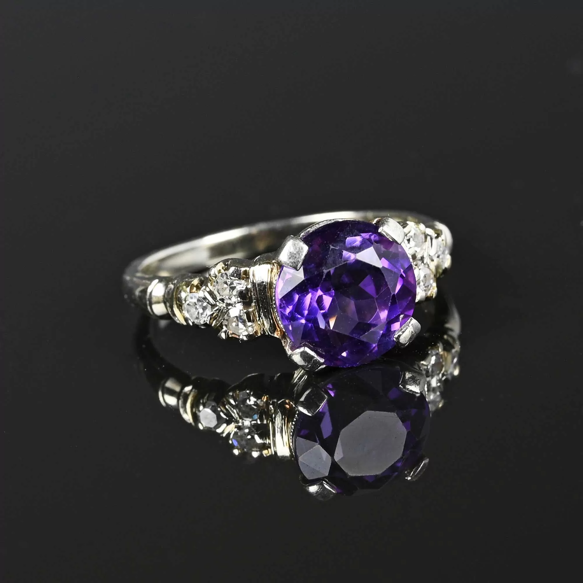 Fine 18K White Gold Diamond Amethyst Ring