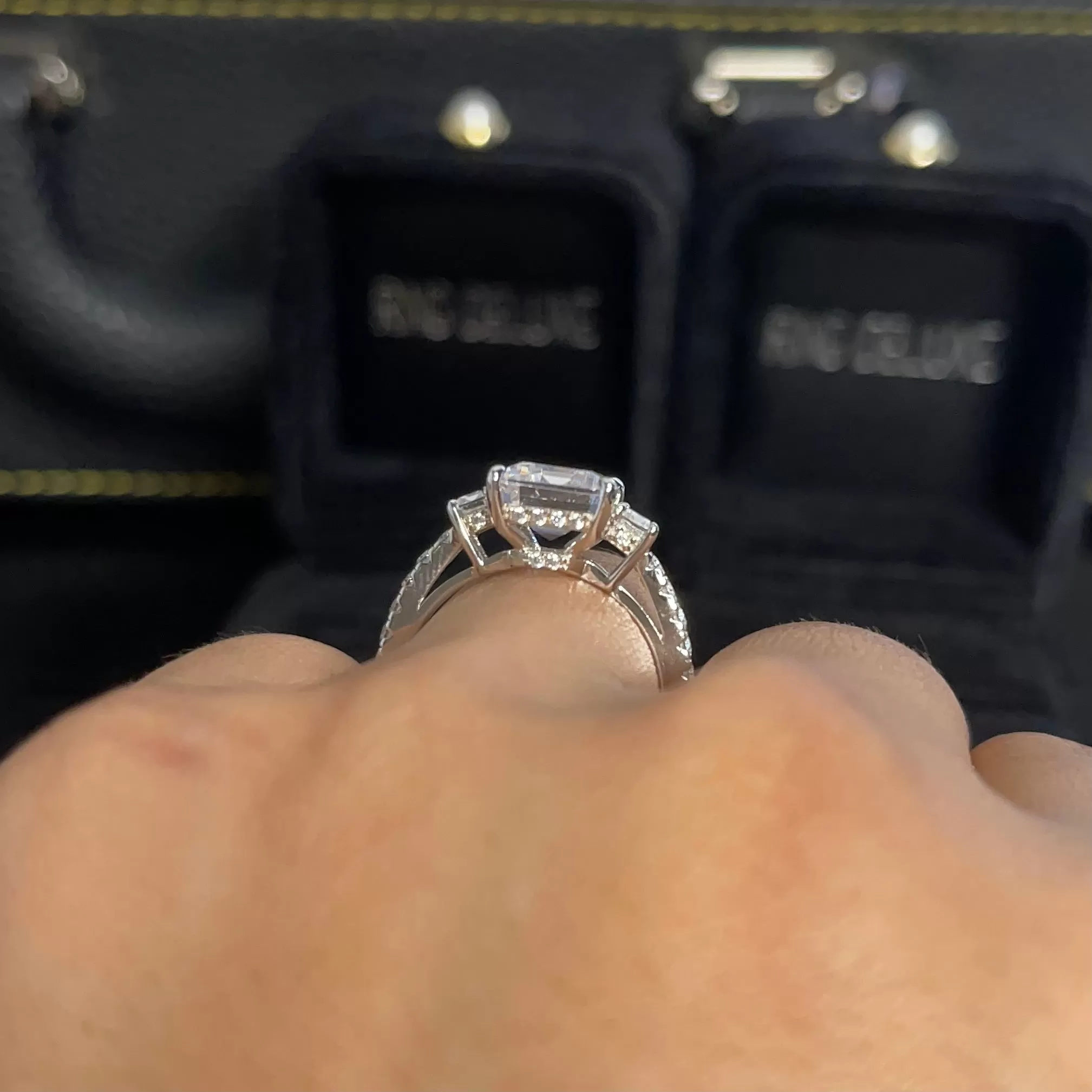 FIONA MOISSANITE RING