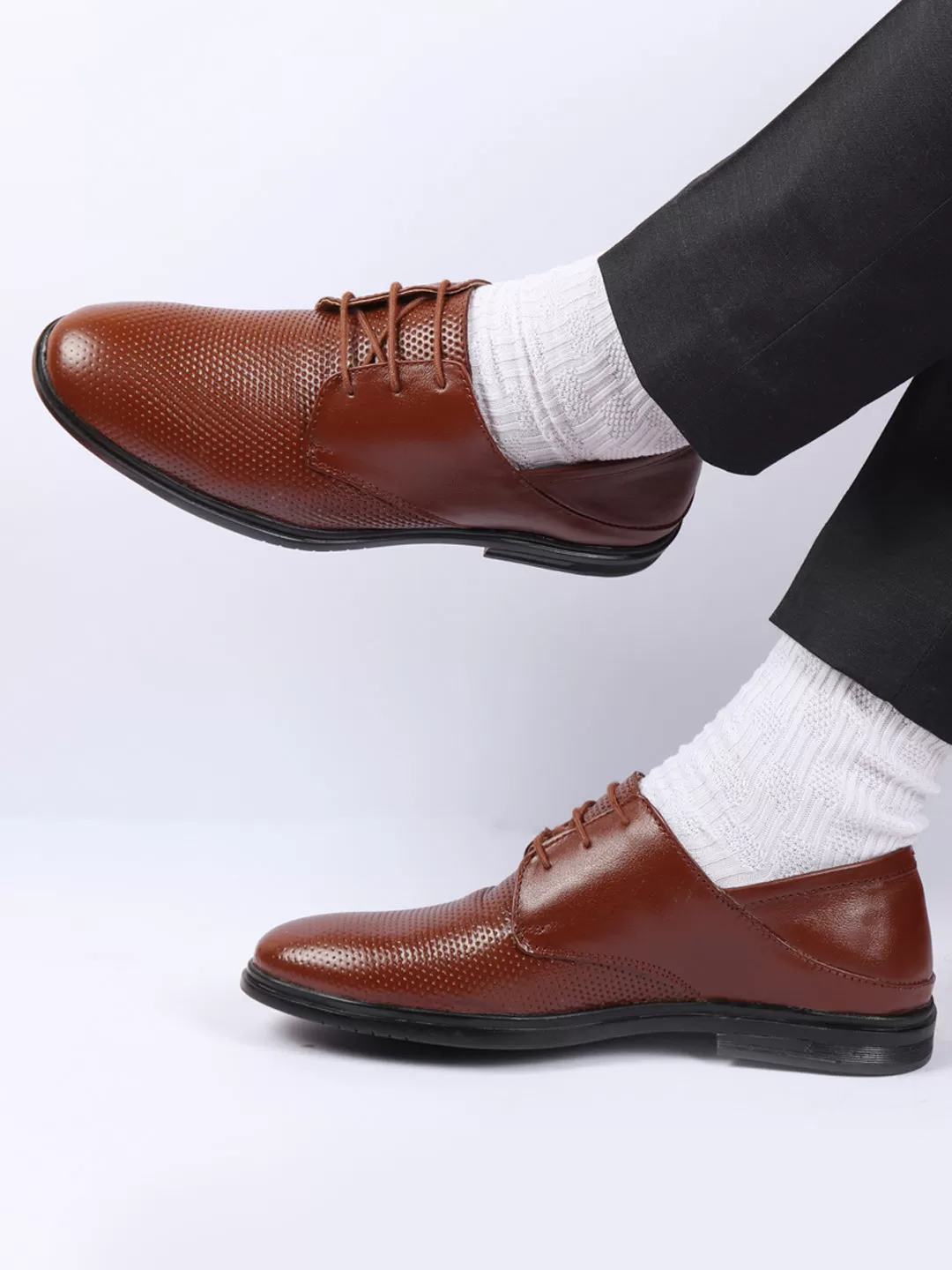 Men Tan Formal Leather Lace-Up Derby Shoes