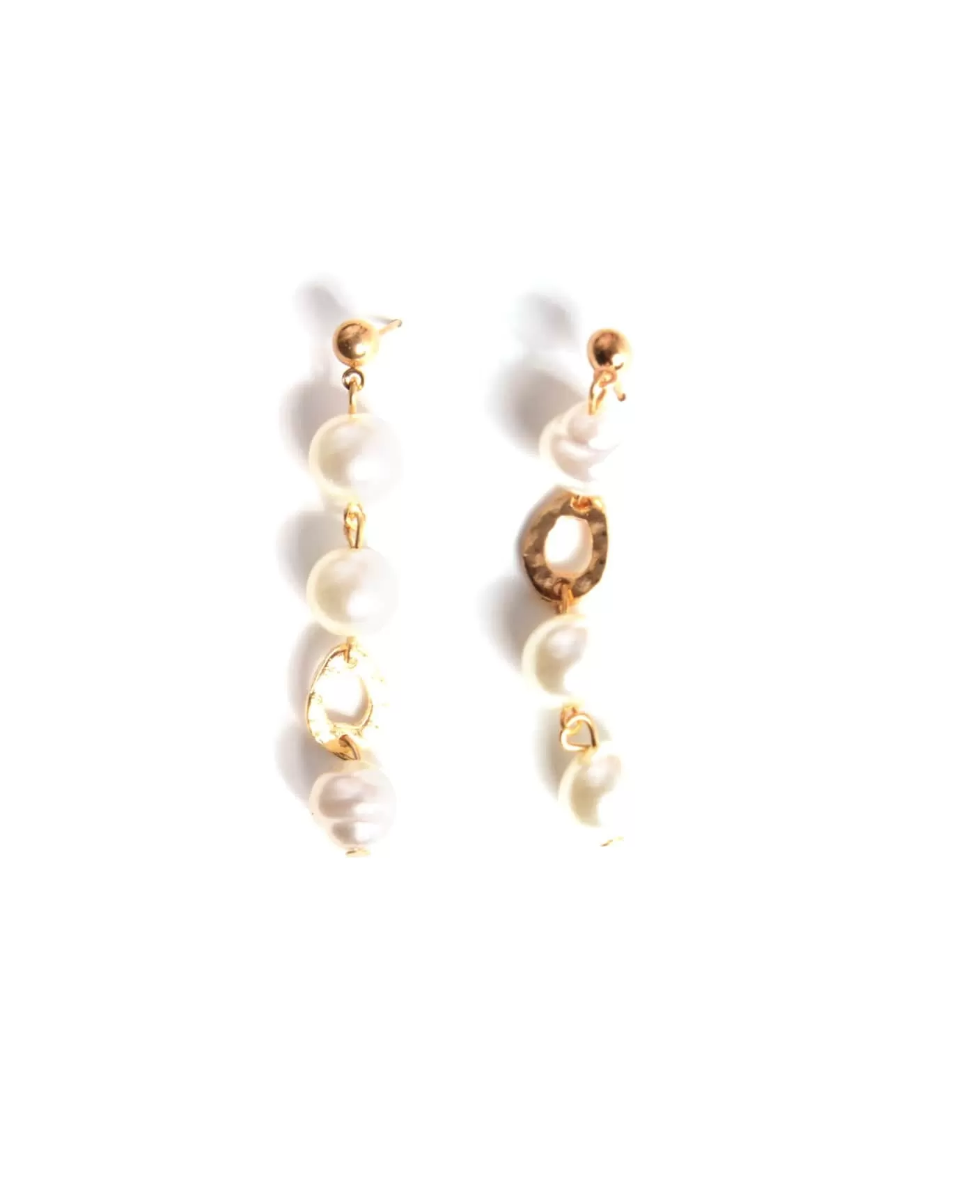 Metals And Pearls Earring