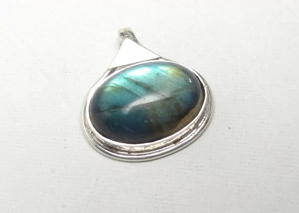 Natural Labradorite Gemstone 925 Sterling Silver Pendant,Oval Handmade Jewelry,For her