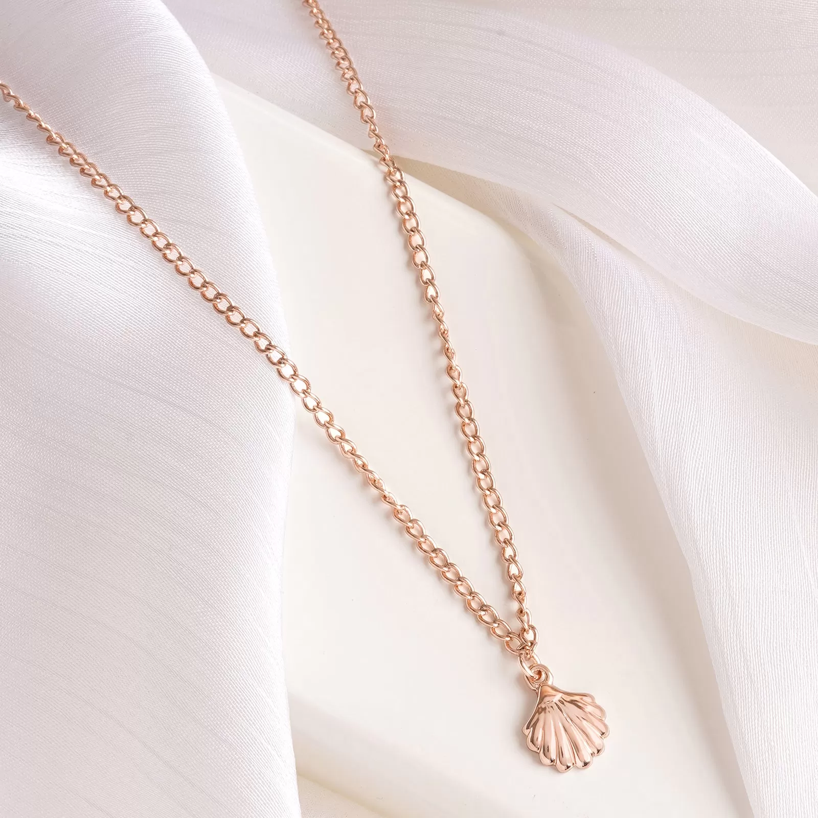 Sea Shell Rosegold Necklace Charm