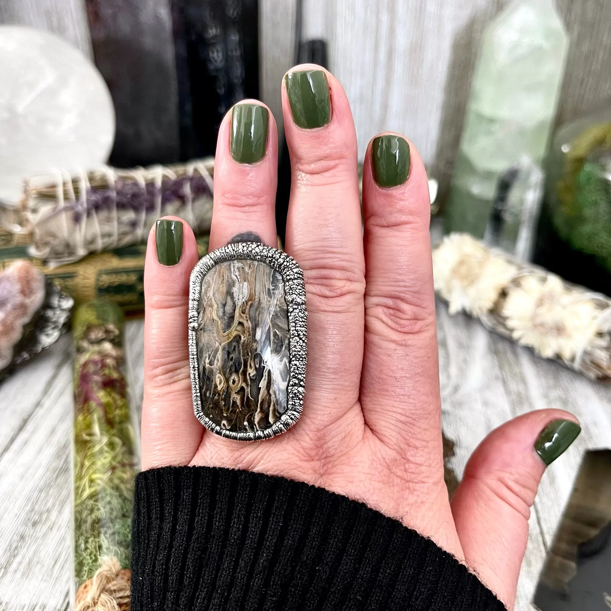 Unique Size 8 Large Fossilized Palm Root Statement Ring in Fine Silver / Foxlark Collection - One of a Kind