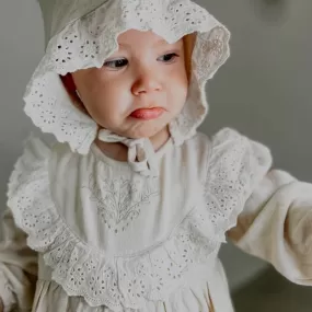 Vintage bodysuit and bonnet set