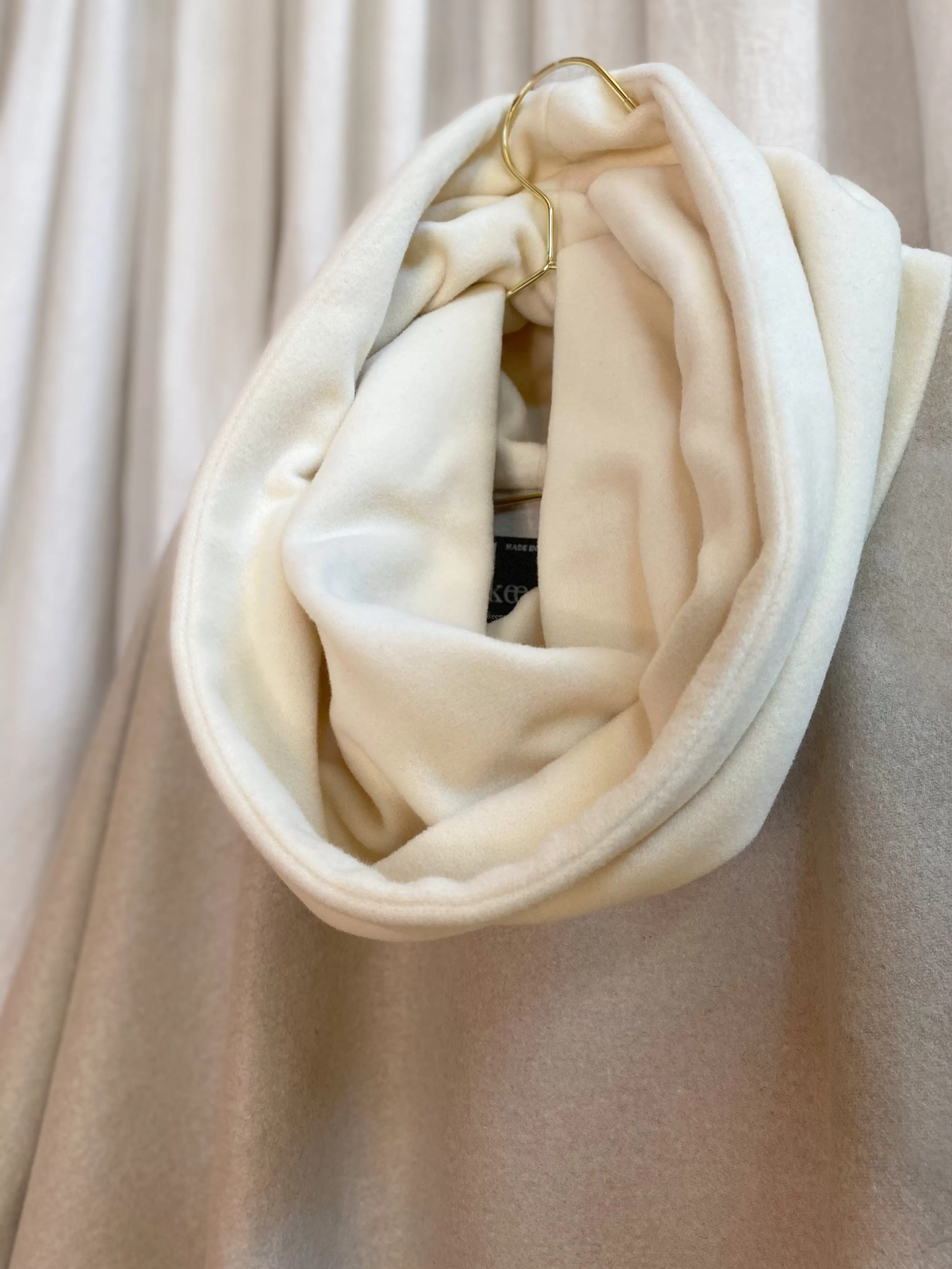 WOOL CAPE [ Beige, Cream, Poncho, One Size ]